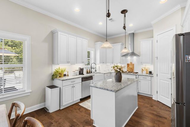 100 Tablerock Court, Dothan, AL 36301