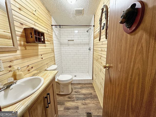 301 Early Spring Court, Greenville, GA 30222