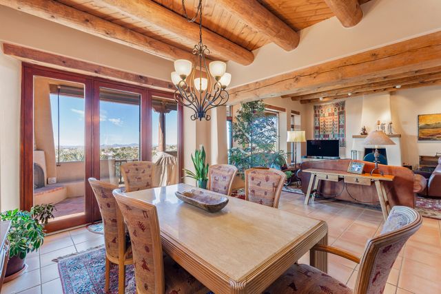 4 Calle Alexia, Santa Fe, NM 87508