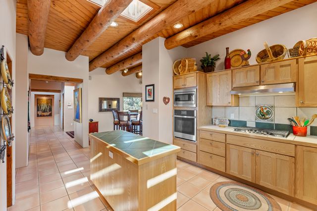 4 Calle Alexia, Santa Fe, NM 87508