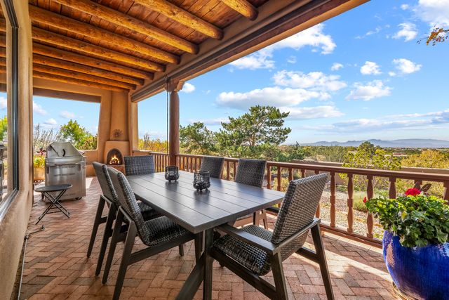 4 Calle Alexia, Santa Fe, NM 87508