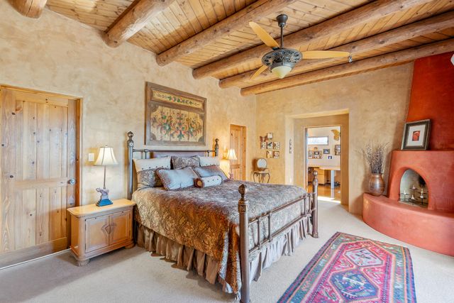 4 Calle Alexia, Santa Fe, NM 87508