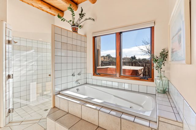 4 Calle Alexia, Santa Fe, NM 87508