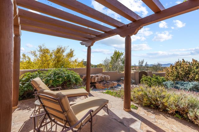 4 Calle Alexia, Santa Fe, NM 87508