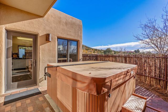 4 Calle Alexia, Santa Fe, NM 87508