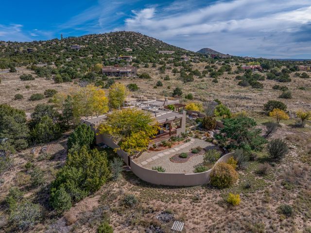 4 Calle Alexia, Santa Fe, NM 87508