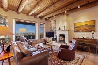 4 Calle Alexia, Santa Fe, NM 87508