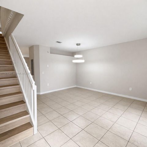 2313 SE 24th Ave 2313, Homestead, FL 33035