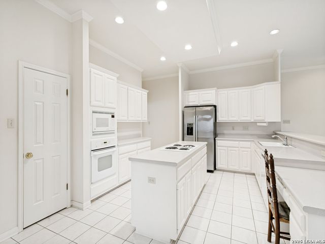 4 Inwood Ridge, San Antonio, TX 78248