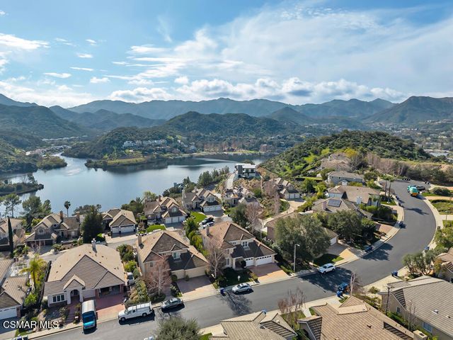 506 Ravensbury Street, Lake Sherwood, CA 91361