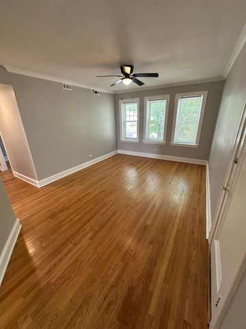 5745 W Wellington Avenue 1, Chicago, IL 60634