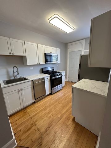 5745 W Wellington Avenue 1, Chicago, IL 60634