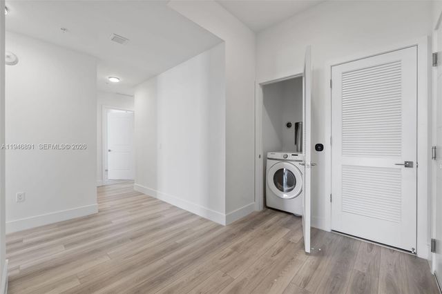 101 Diplomat Pkwy 1202, Hallandale Beach, FL 33009