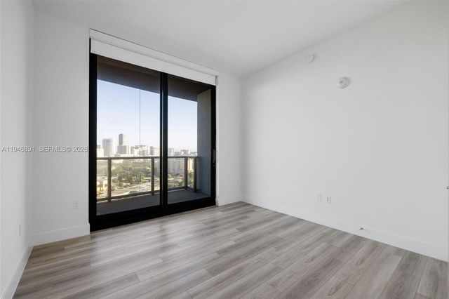 101 Diplomat Pkwy 1202, Hallandale Beach, FL 33009