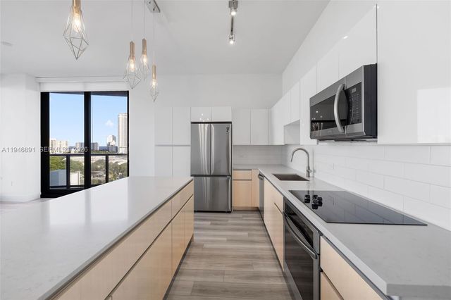 101 Diplomat Pkwy 1202, Hallandale Beach, FL 33009