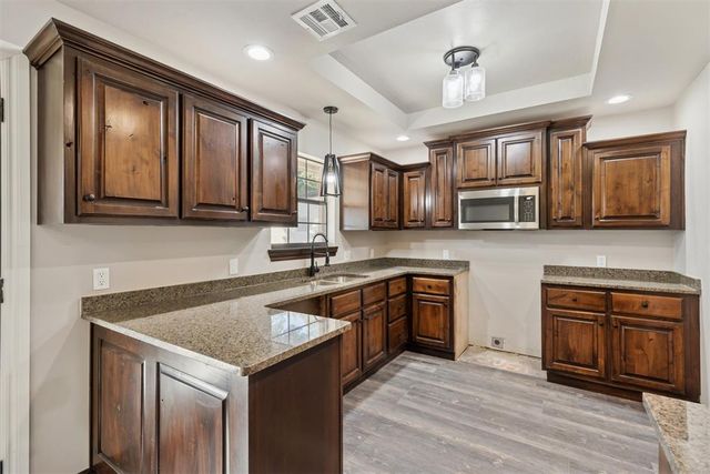 1409 W Montana Avenue, Chickasha, OK 73018