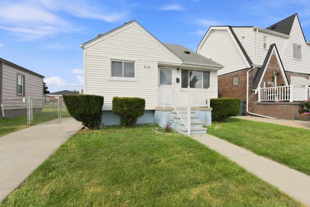 716 Mayflower Avenue, Lincoln Park City, MI 48146