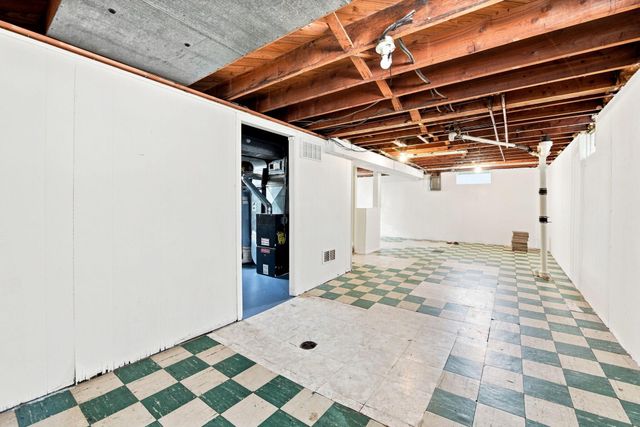 716 Mayflower Avenue, Lincoln Park City, MI 48146