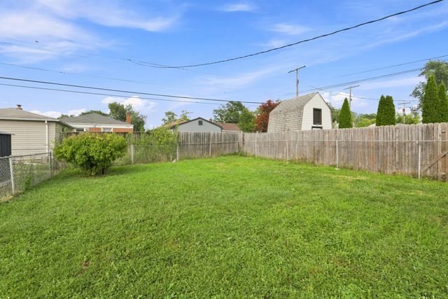 716 Mayflower Avenue, Lincoln Park City, MI 48146