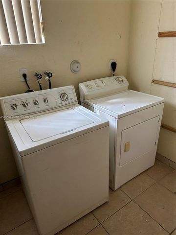 14220 NE 4th Ave 0, Miami, FL 33161