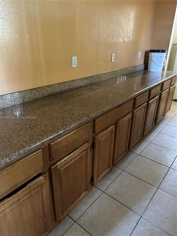 14220 NE 4th Ave 0, Miami, FL 33161