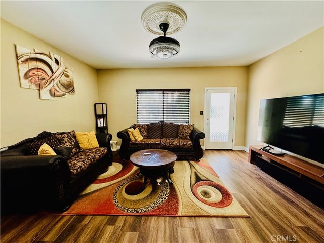 2404 Sosa Drive, Bakersfield, CA 93313