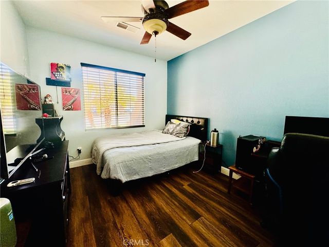 2404 Sosa Drive, Bakersfield, CA 93313