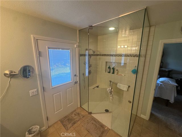23337 Vanowen, West Hills, CA 91307