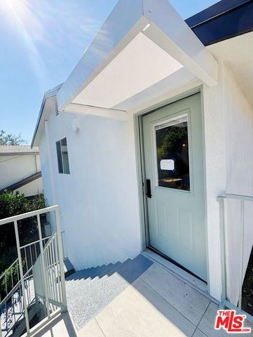 713 Devirian Place, Altadena, CA 91001