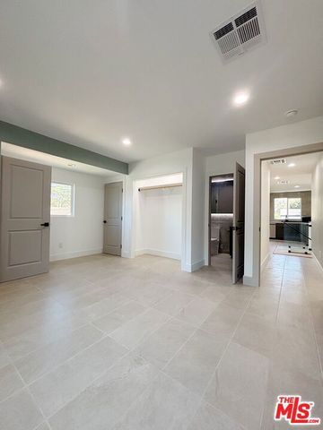 713 Devirian Place, Altadena, CA 91001