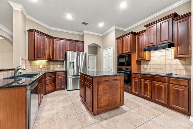452 Long Cove Drive, Fairview, TX 75069