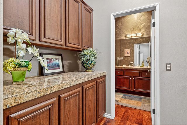 128 Kavenish Drive, Rancho Mirage, CA 92270