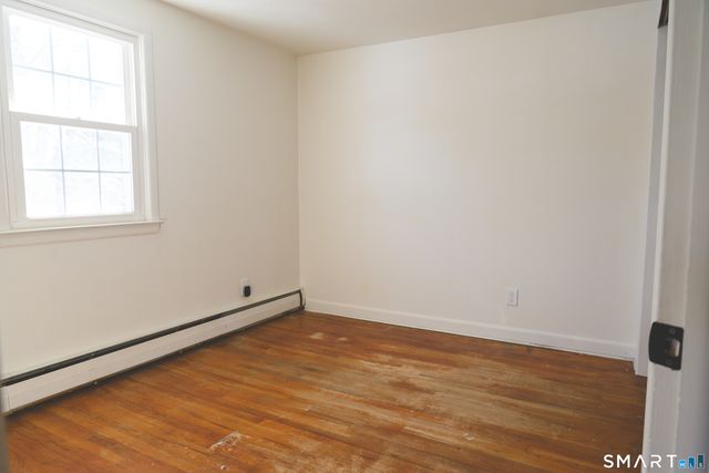 7 Old Colony Road, North Stonington, CT 06359