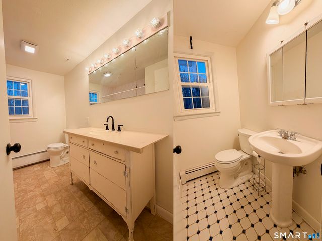 7 Old Colony Road, North Stonington, CT 06359