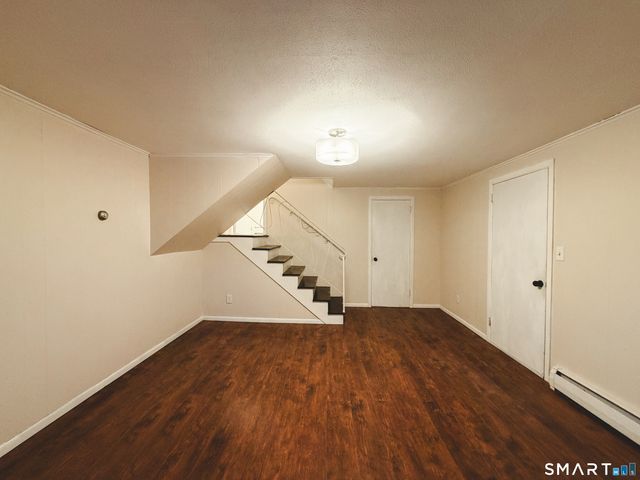 7 Old Colony Road, North Stonington, CT 06359