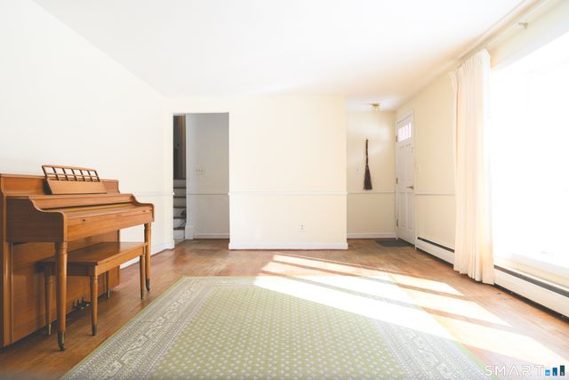 7 Old Colony Road, North Stonington, CT 06359