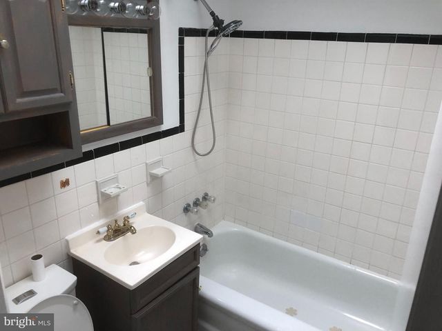 1230 SYCAMORE AVE, Wilmington, DE 19805