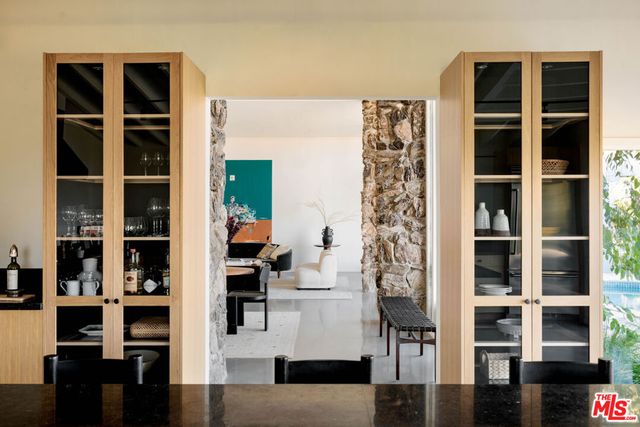 8559 Edwin Drive, Los Angeles, CA 90046