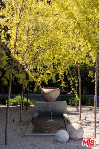 8559 Edwin Drive, Los Angeles, CA 90046