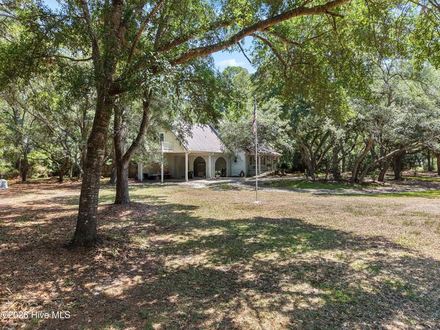 299 Riverside Drive SW, Supply, NC 28462