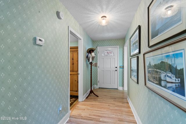 299 Riverside Drive SW, Supply, NC 28462