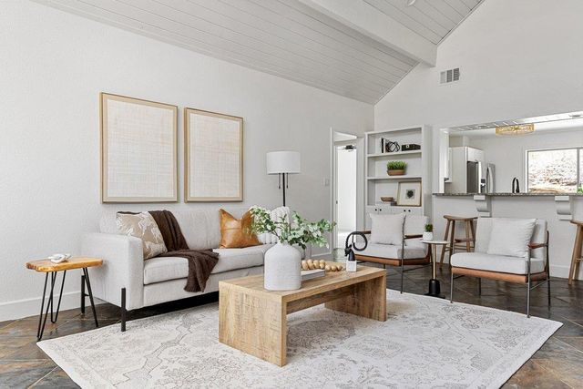 411 Lakeway DR, Lakeway, TX 78734