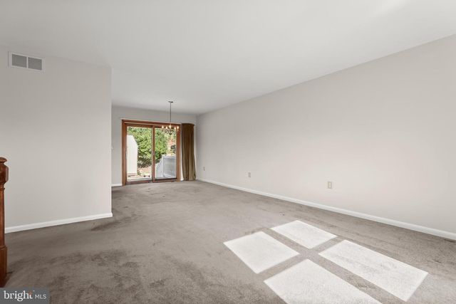 308 WATERVIEW CT, Hampstead, MD 21074