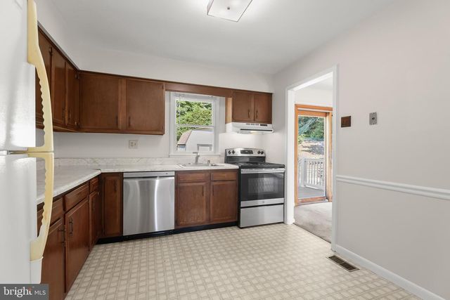 308 WATERVIEW CT, Hampstead, MD 21074