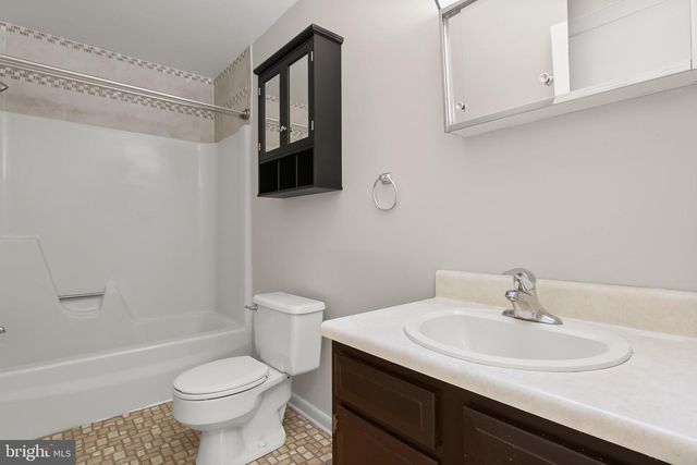 308 WATERVIEW CT, Hampstead, MD 21074