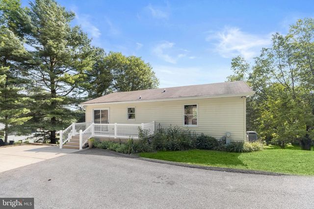 308 WATERVIEW CT, Hampstead, MD 21074