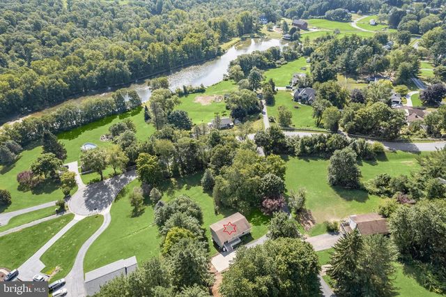 308 WATERVIEW CT, Hampstead, MD 21074