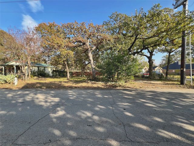 2821 MILAM Street, Fort Worth, TX 76112