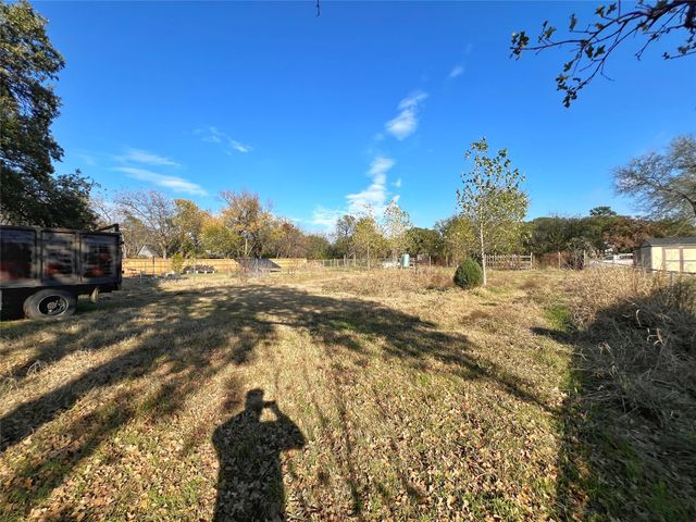 2821 MILAM Street, Fort Worth, TX 76112