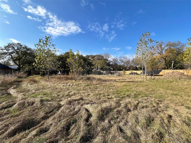 2821 MILAM Street, Fort Worth, TX 76112